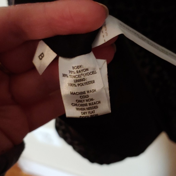 Dress - Picture 6 of 6